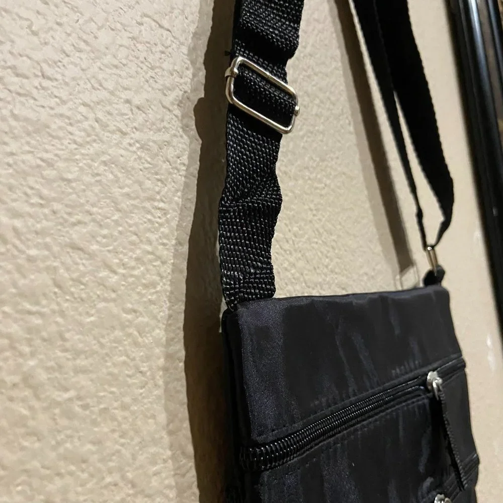 Stealth Black Sports Bag - Picture 9 of 11